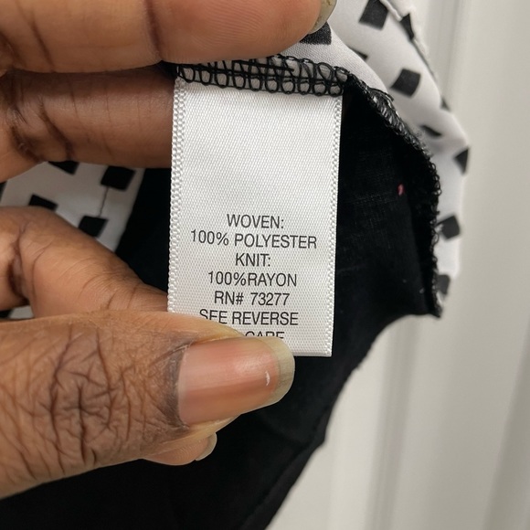Apt 9 black and white blouse size small - Picture 4 of 6